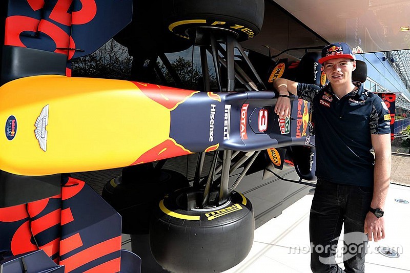 Verstappen voelt niet meer druk door overstap naar Red Bull
