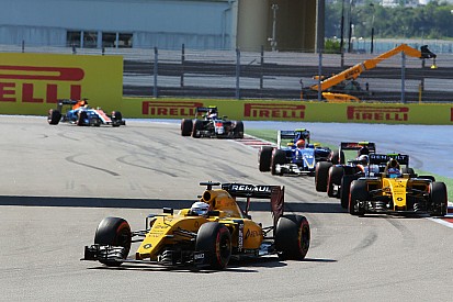 Vasseur: “Renault moet vechten voor progressie in 2016”