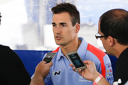 Sordo in gesprek met Hyundai en een ander team voor 2017