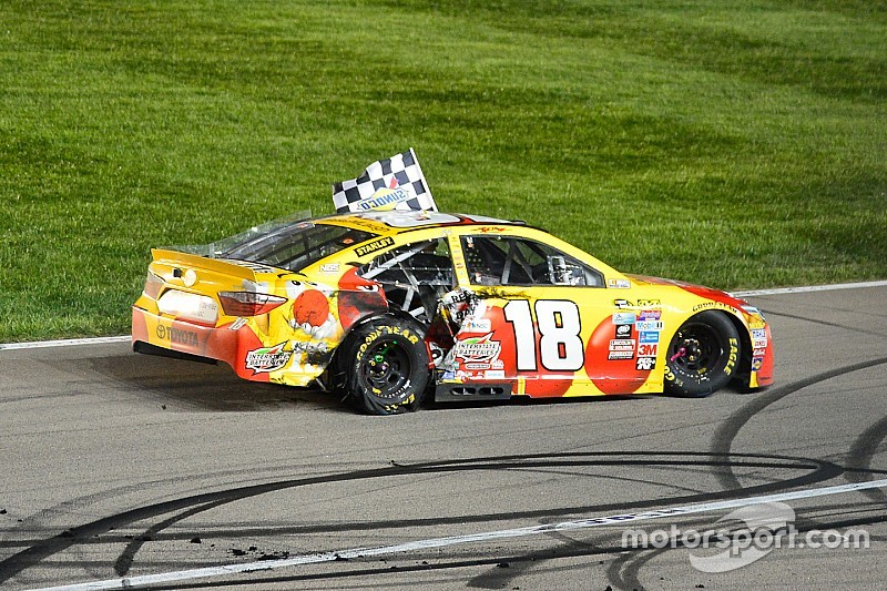 Neue Radmutter-Regel nicht beachtet: Strafe für Kansas-Sieger Kyle Busch