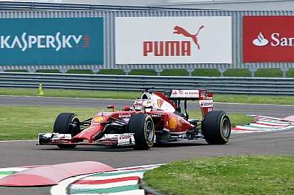 Leclerc probó por primera vez un F1 al volante de un Ferrari