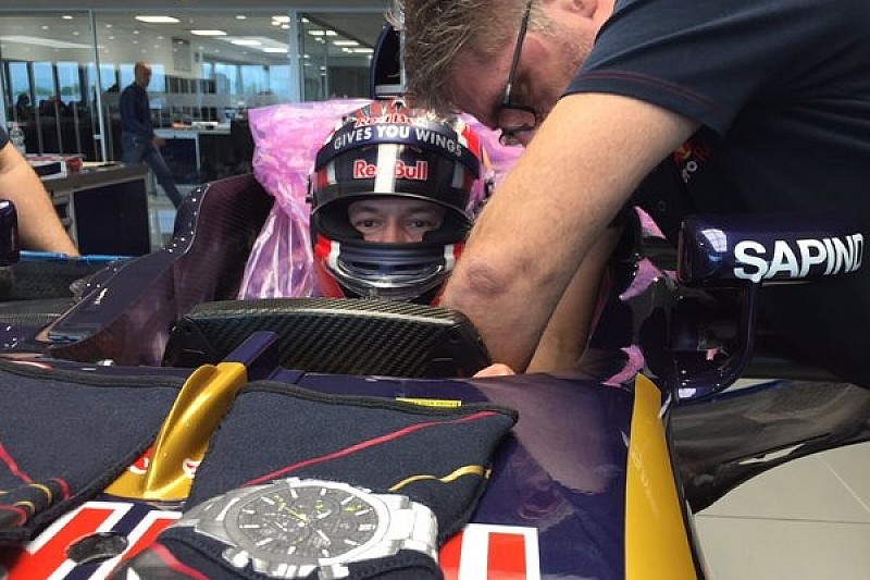 Квят пройшов процедуру підгонки сидіння в Toro Rosso
