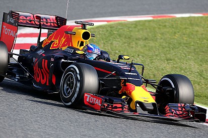Тести в Барселоні: Ферстаппен утримав Red Bull на верху протоколу