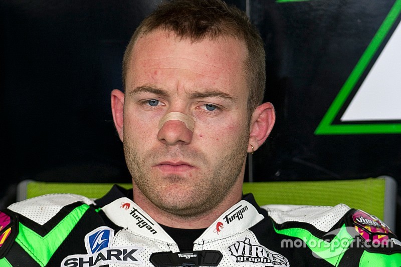 Lucas Mahias in Stock 1000 a Donington con Pata Yamaha