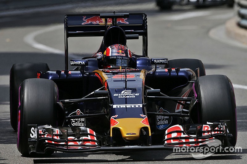 Kvyat niet bestraft voor te ver doorbuigende vloer