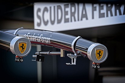 Ferrari a Forma-1-ben: Nem gyors, nem megbízható és még szerencséje sincs