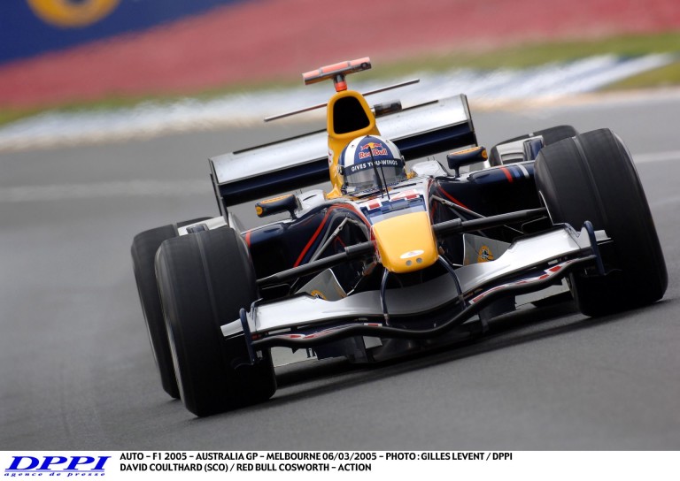 Verstappen győzelemmel, Vettel 13. hellyel debütált a Red Bullnál