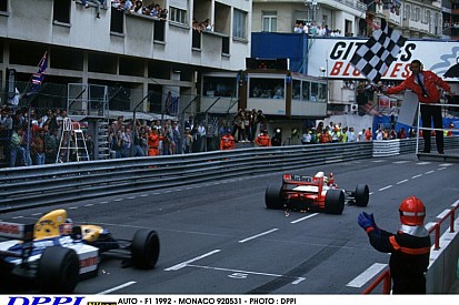 Legendás csata Senna és Mansell között Monacóban: 1992
