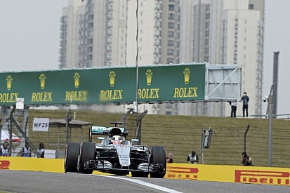 Lewis Hamilton elmagyarázta, mit ront el a rajtoknál!
