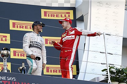 Hamilton: Egyre nehezebb magunk mögött tartani a Ferrarit!