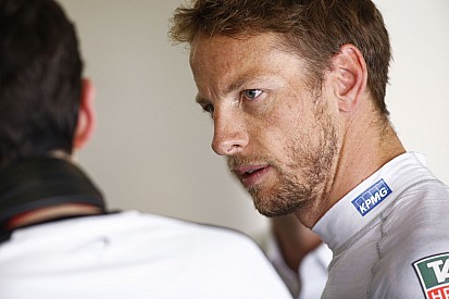 Button: „Nem tudom, hogy pontosan mekkorát lép majd előre a McLaren télen, de ez nagy lesz!”