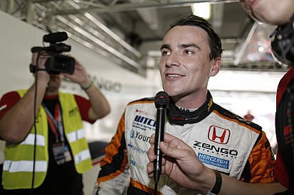 BRÉKING: Michelisz Norbi a vonalban, összeáll a Vettel-Raikkonen duó, Alonso mehet a McLarenhez, Hamilton pedig a klinikára, ha