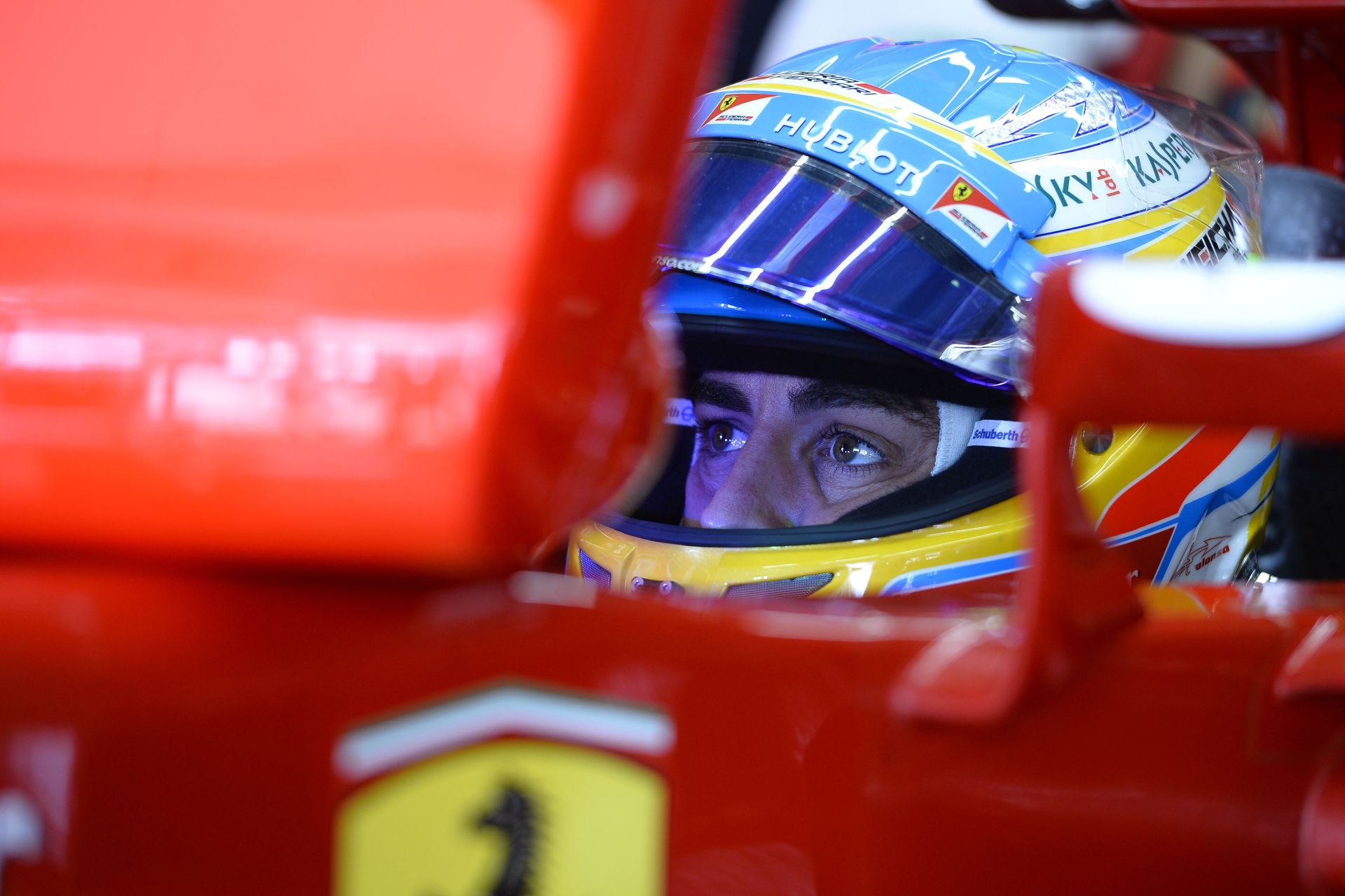Vettel csak úgy volt hajlandó aláírni a Ferrarihoz, hogy Alonso távozik?