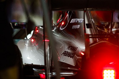 Egy lépéssel közelebb a szabad motorfejlesztéshez: szomorú Mercedes, boldog Honda?