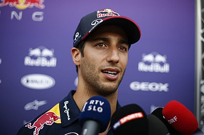A Red Bull egy életre magához láncolná Ricciardót, akinek 2030-ig van szerződése Milton Keynesben