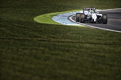 Bottas szerint a Williams ott lehet a dobogón vasárnap