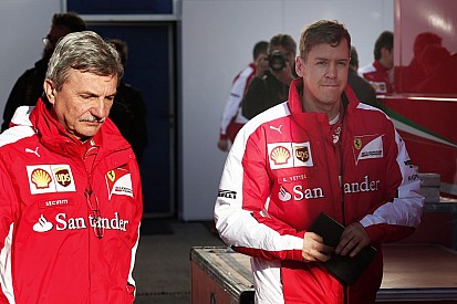 Vettel szerint nem segít, ha Alonso balesetéről spekulálunk