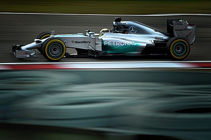 Túl nagy lehet a Mercedes előnye a Forma-1-ben! Lehetetlen befogni őket?