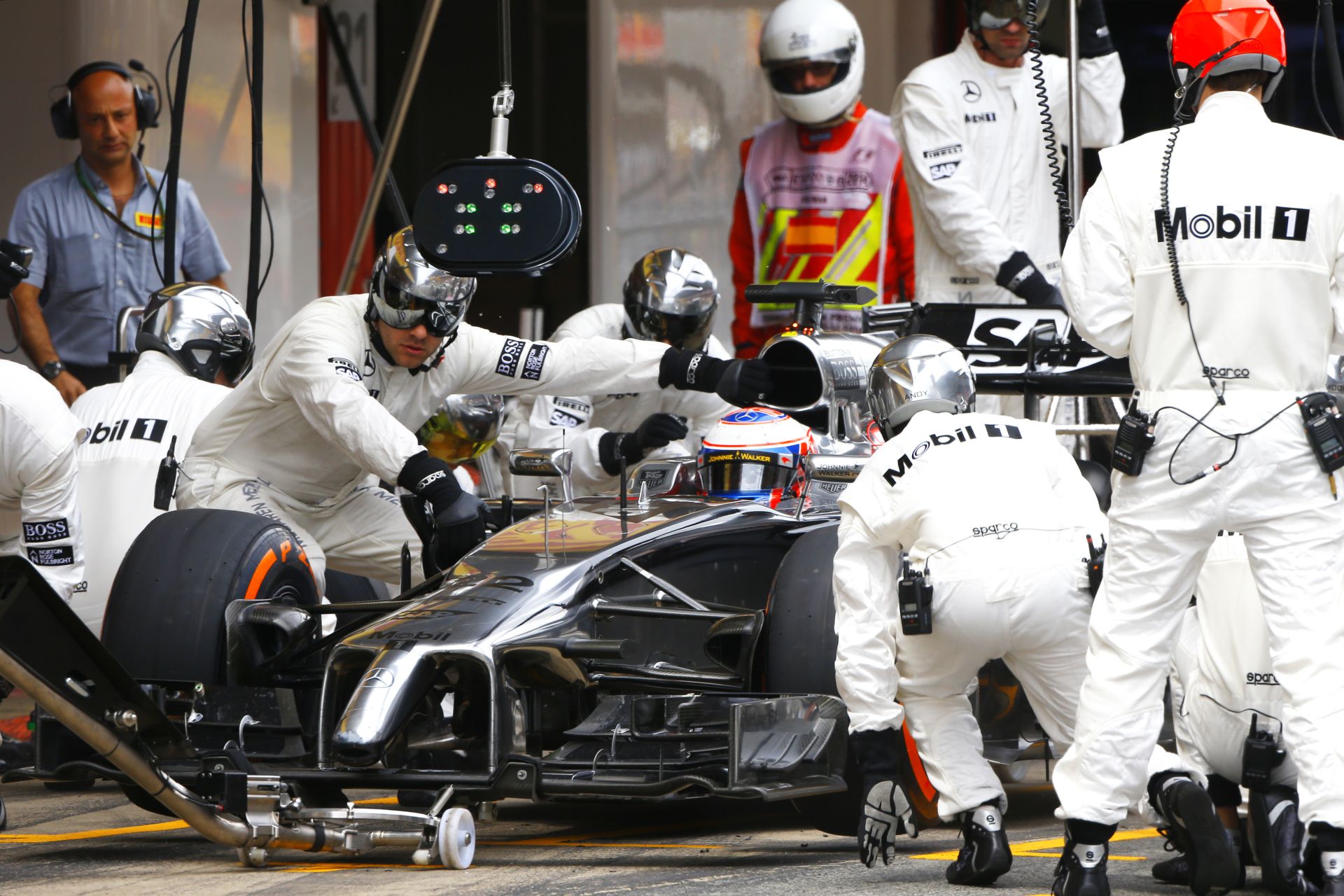 Button: Még nem akarom elhagyni az F1-et