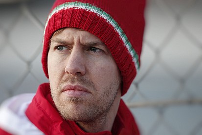 Vettel elismerte, benézte a dolgot, de a Ferrari rendben van és nem érdekli a sisakfestés tilalma
