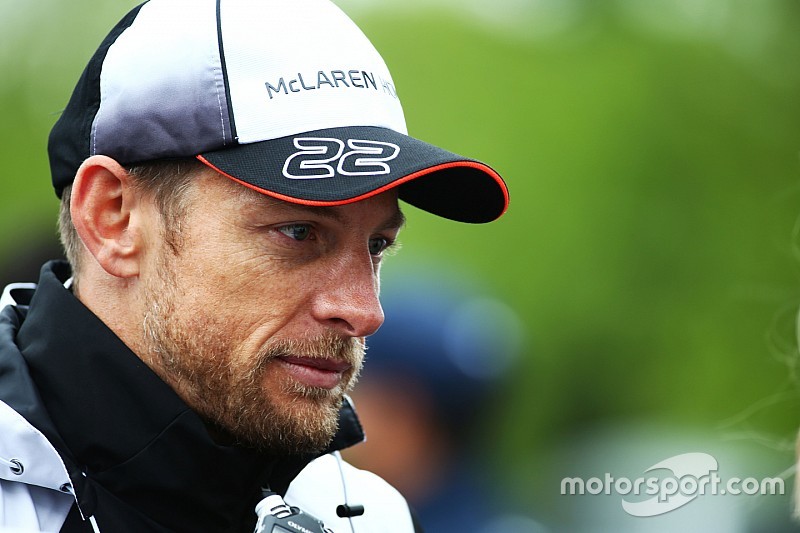 Button dice que McLaren aún no puede ir por