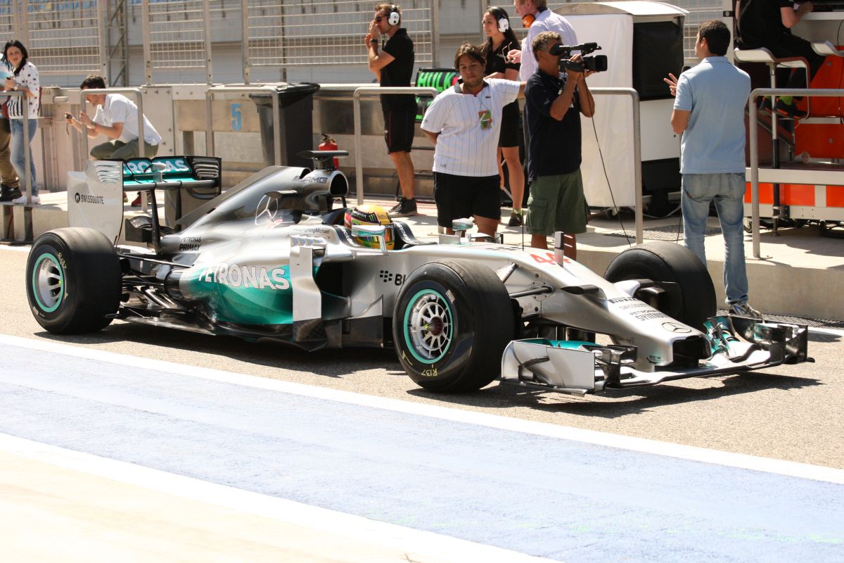Lauda és a magabiztos Mercedes: a teszteredmények semmit sem árulnak el (táblázat)