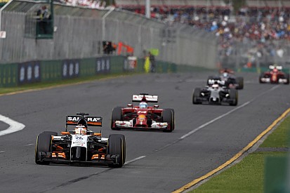 Ecclestone: valamit tenni kell a motorhanggal, és nem a szezon végén!