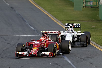 Raikkönen száguldása a V10-es és a V6-os motorral