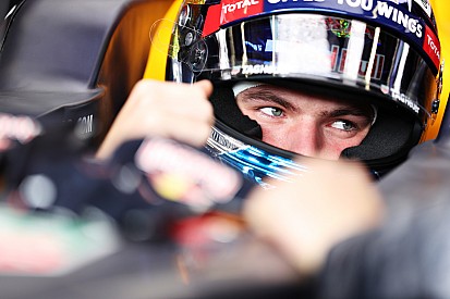 Wedstrijdleiding stelt onderzoek in naar Verstappen voor ophouden Bottas