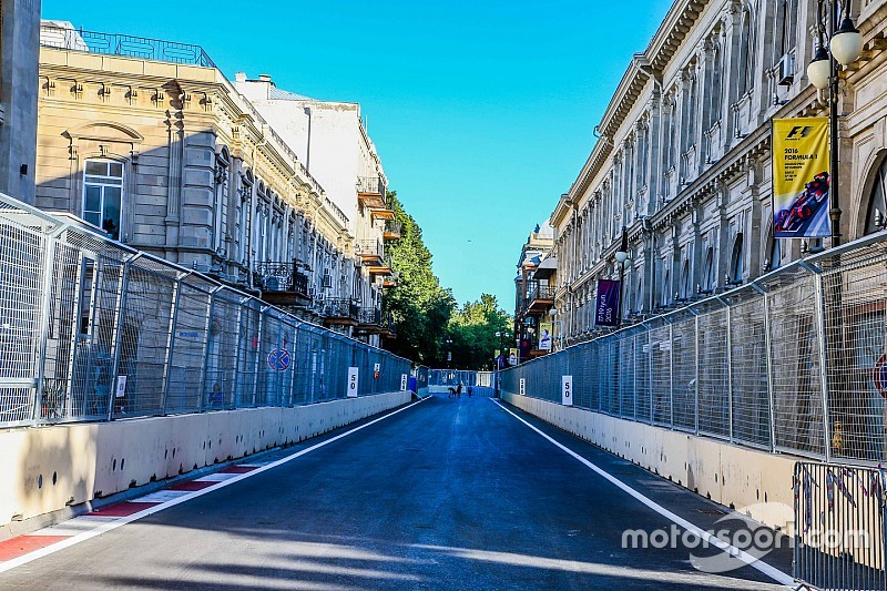 Pérez alaba el circuito de Bakú
