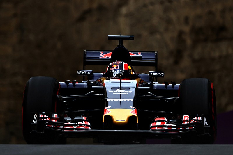 Тост хотел бы оставить Квята в Toro Rosso в 2017-м