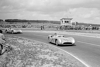 Aniversario del brillante debut de Mercedes en F1