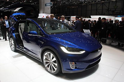Opnieuw ernstig ongeluk in Tesla Model X met Autopilot