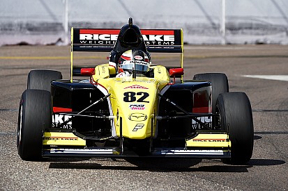 Telitz triunfa, mientras O’Ward tiene accidente