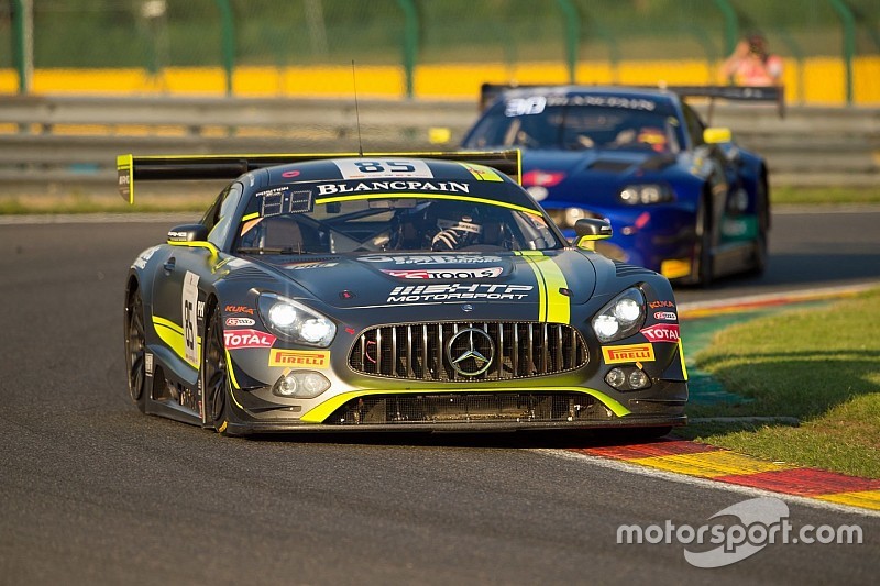 Top-zes van Mercedes bestraft, Vanthoor en Audi op pole