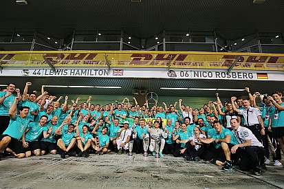 Mercedes AMG Petronas: Anfänge in einem Holzschuppen