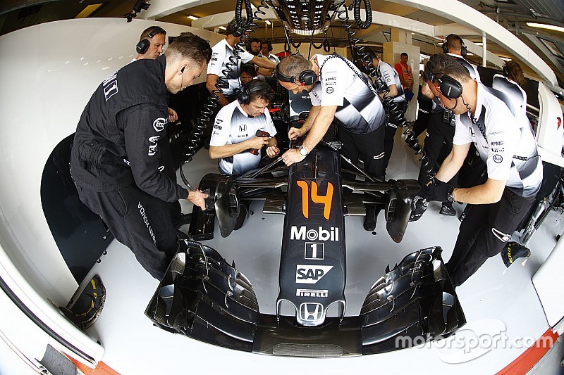 Итоги половины сезона: McLaren