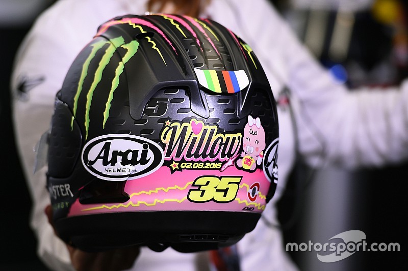 Crutchlow con una dedica speciale per la figlia Willow sul casco
