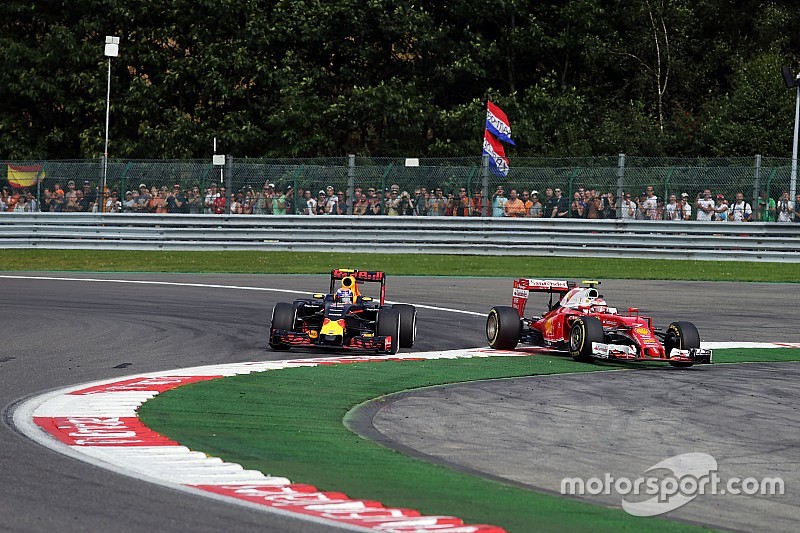 Whiting: “Verstappen had officiële waarschuwing kunnen krijgen”
