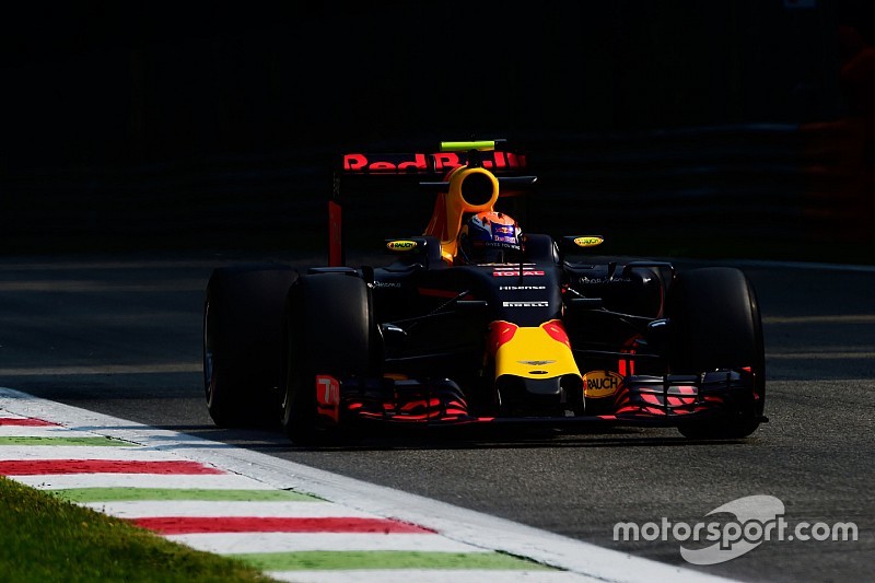 Verstappen vindt dat het in Monza beter gaat dan verwacht