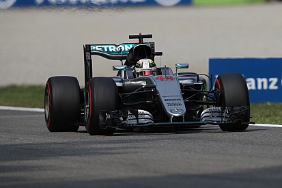 Formel 1 in Monza: Mercedes im 3. Freien Training vor Ferrari und Red Bull Racing