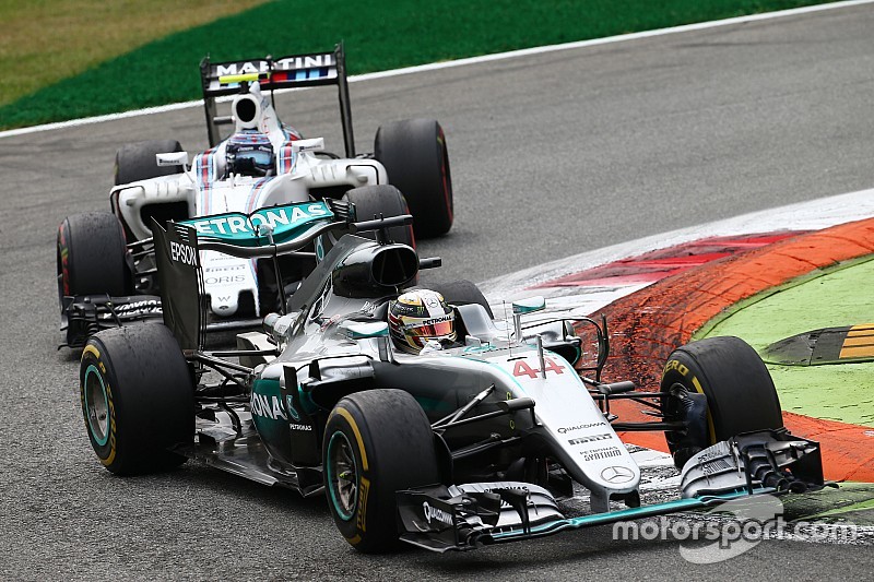 Hamilton no sabe qué sucedió en la arrancada