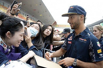 Ricciardo arca, mikor megtudta, hogy Barcelonában új csapattársat kap!
