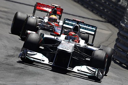 Michael Schumacher neve mellett egy elismerésre méltó eredmény: 1459 km a Monacói Nagydíj élén!