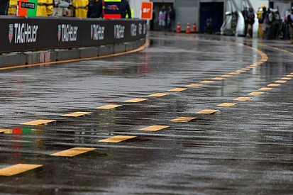 Óriási eső a Porsche Cup versenyén Monacóban