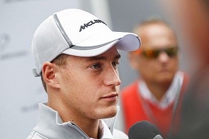Vandoorne is gyúr: Button ülésére?