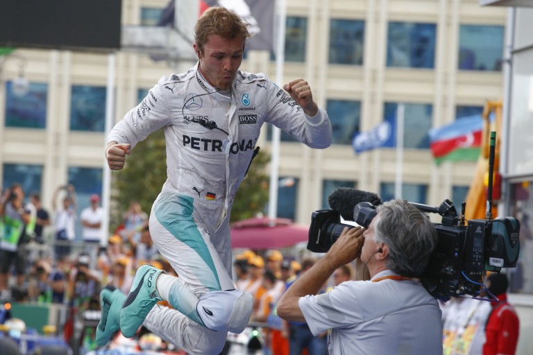 Rosberg már gyakorol az olasz-német meccsre!