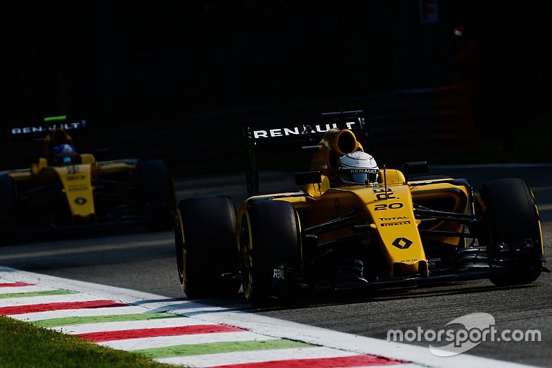 Renault відкладає рішення щодо складу на наступний рік