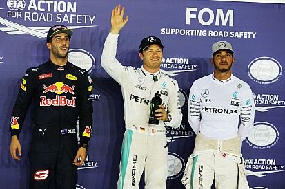 "Red Bull in een zeer sterke positie", erkent Hamilton