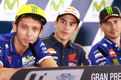 Lorenzo en Rossi: Marquez is zondag moeilijk te verslaan